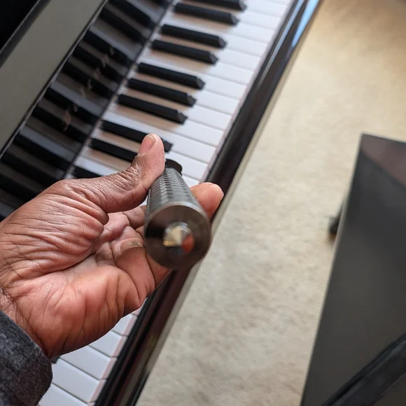 Black and Silver Telescopic Baton - Picture 6 of 16